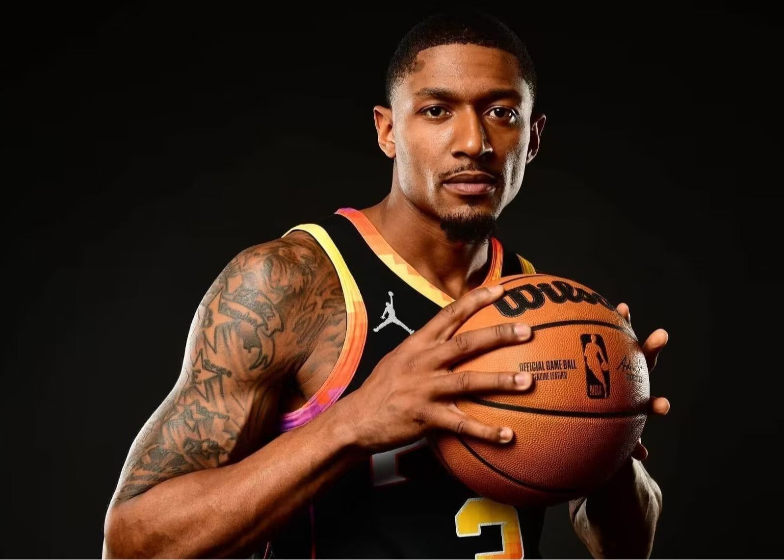 😂美记：面试太阳主帅的教练都被问如比尔还在名单上，该如何用他